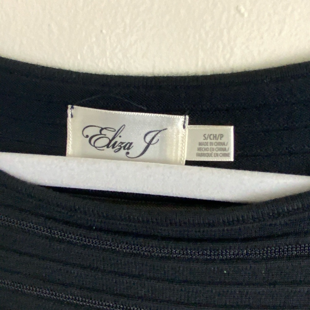 Eliza J Fit & Flare Ribbed Black 3/4 Sleeve Dress - Picture 8 of 9
